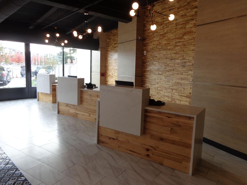 Holiday Inn Philadelphia Arpt-Stadium Area By Ihg Exterior photo